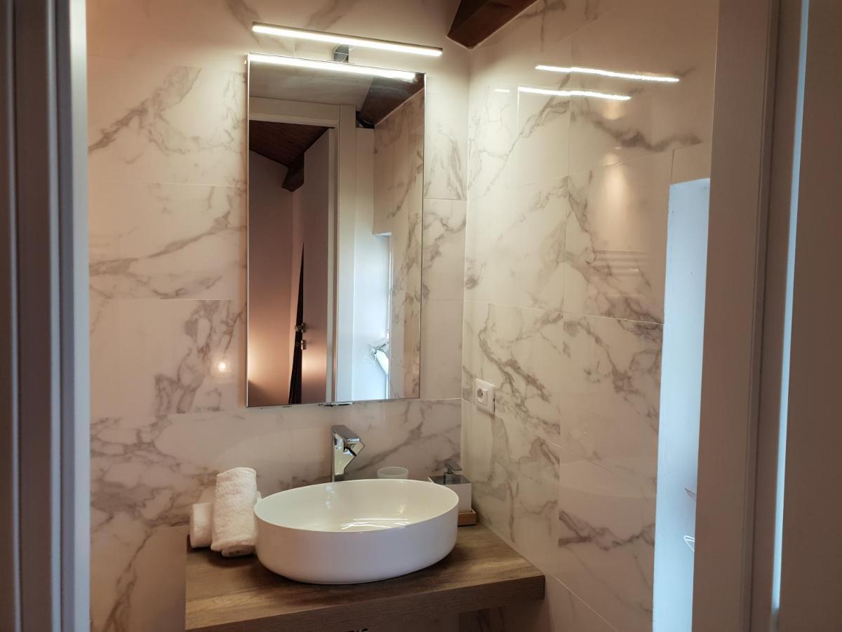Terrazze Caracciolo Bed & Breakfast Pescara Bagian luar foto
